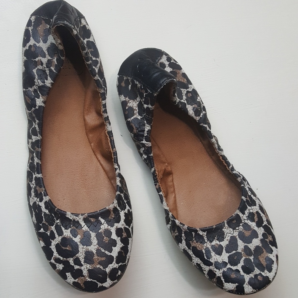Lucky Brand flats ballet slippers 6M